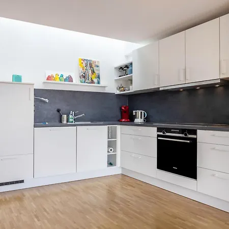 Messe-appartement Ihmeblick شقة *