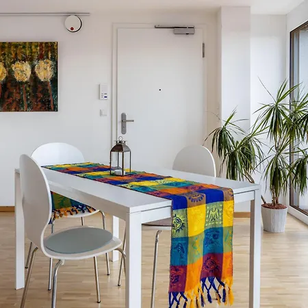 Messe-appartement Ihmeblick דירה *